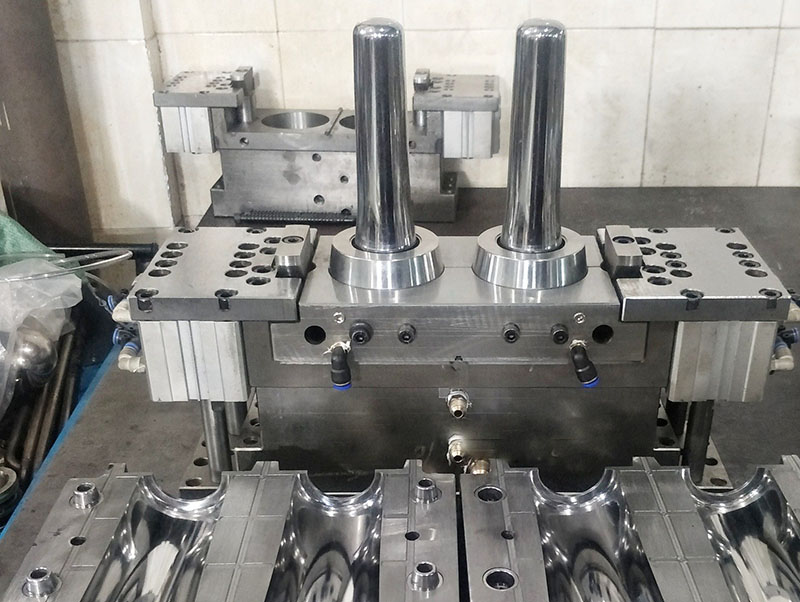 台前模具制造-05