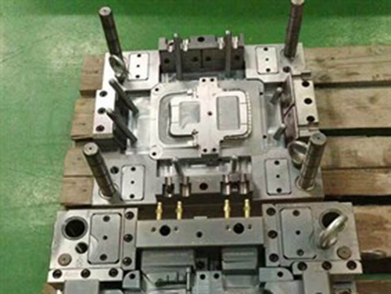 台前模具制造-06