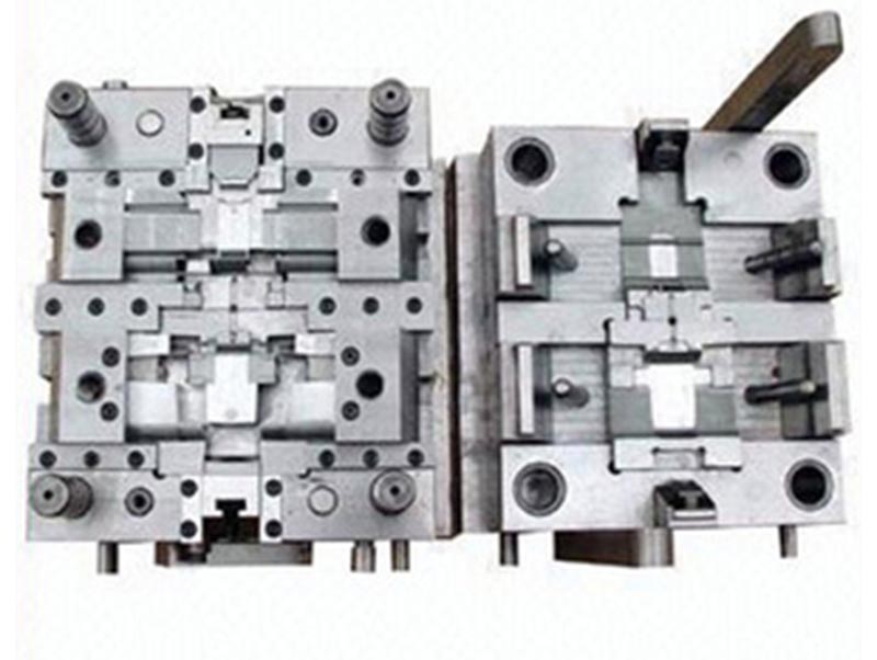 台前精密塑料模-07